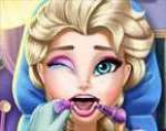 Elsa Gerçek Diş Ameliyatı